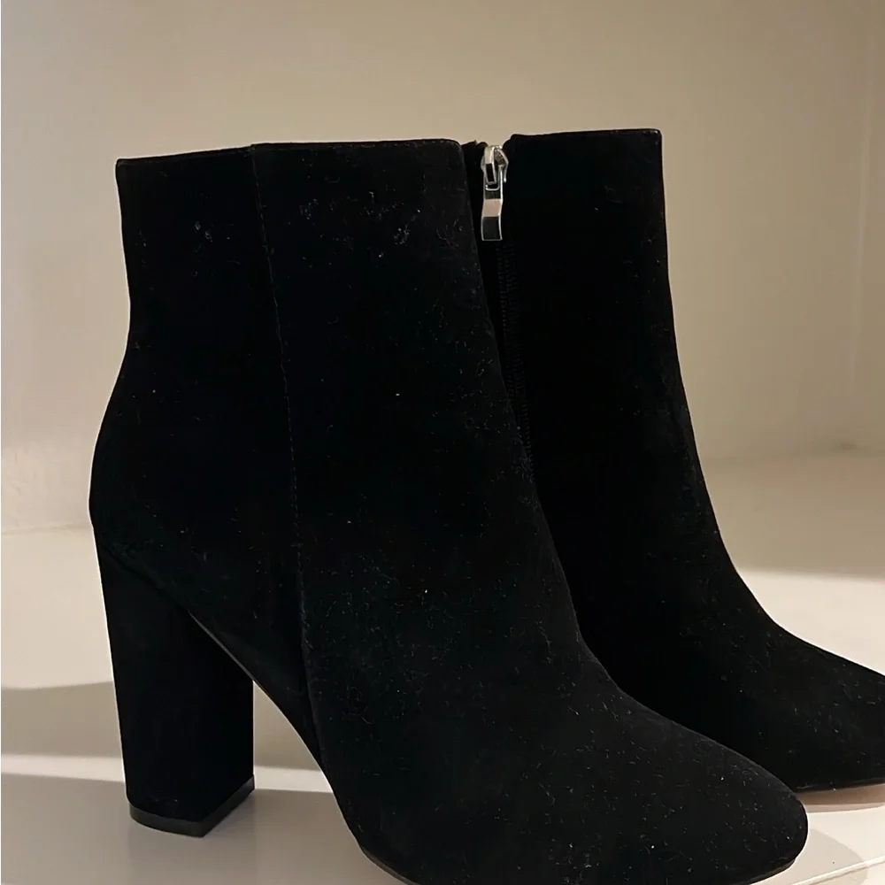 PLT - PrettyLittleThing Black Heeled Boots - Picture 2 of 4